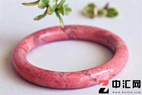 蔷薇辉石值钱吗 蔷薇辉石有收藏价值吗 蔷薇辉石值钱吗 蔷薇辉石有收藏价值吗