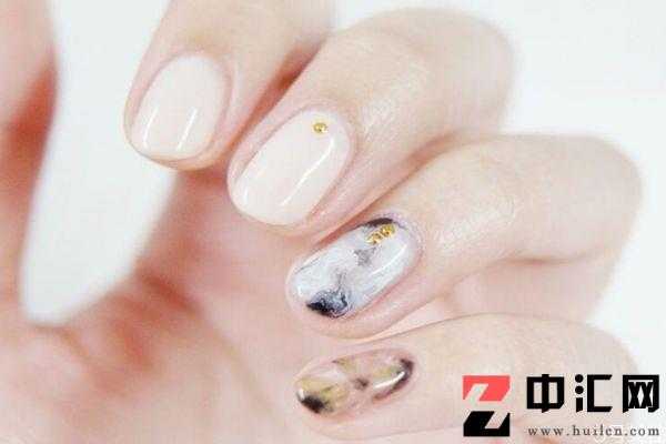 怎么让美甲保持时间长 影响美甲持久度的因素有哪些 怎么让美甲保持时间长 影响美甲持久度的因素有哪些