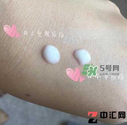 sk2小灯泡和小银瓶区别 sk2小灯泡和小银瓶哪个好