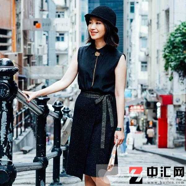 高龄熟女穿衣搭配 魔性大妈也能这么妩媚