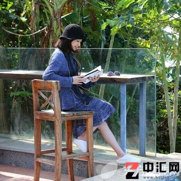 高龄熟女穿衣搭配 魔性大妈也能这么妩媚