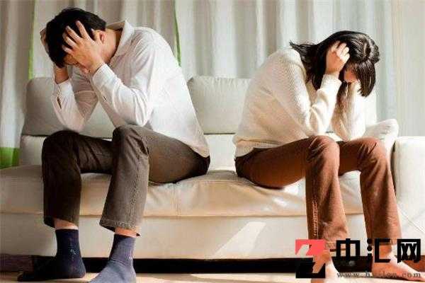 夫妻经常吵架该离婚吗 夫妻经常吵架怎么办