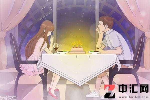 秀恩爱朋友圈怎么发 节日送女朋友什么礼物好